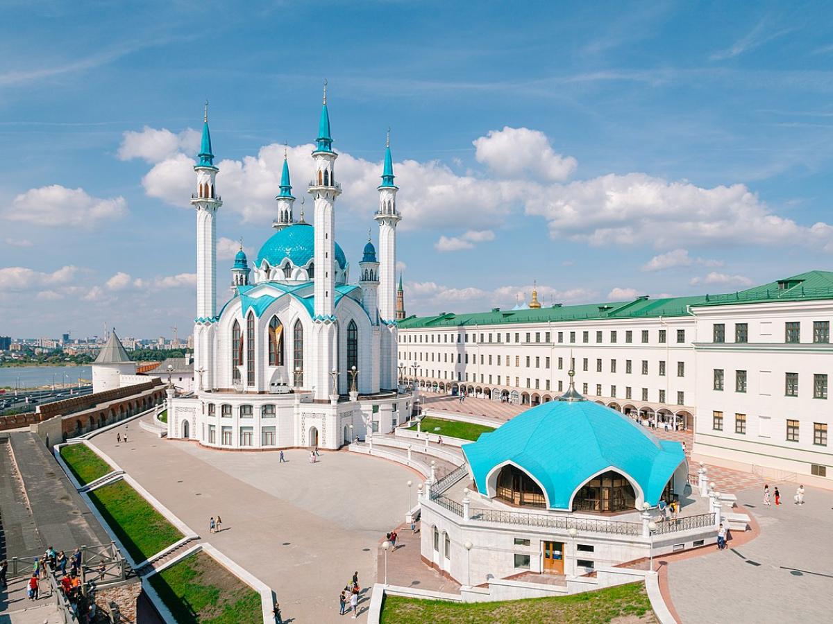 Россия на ладони